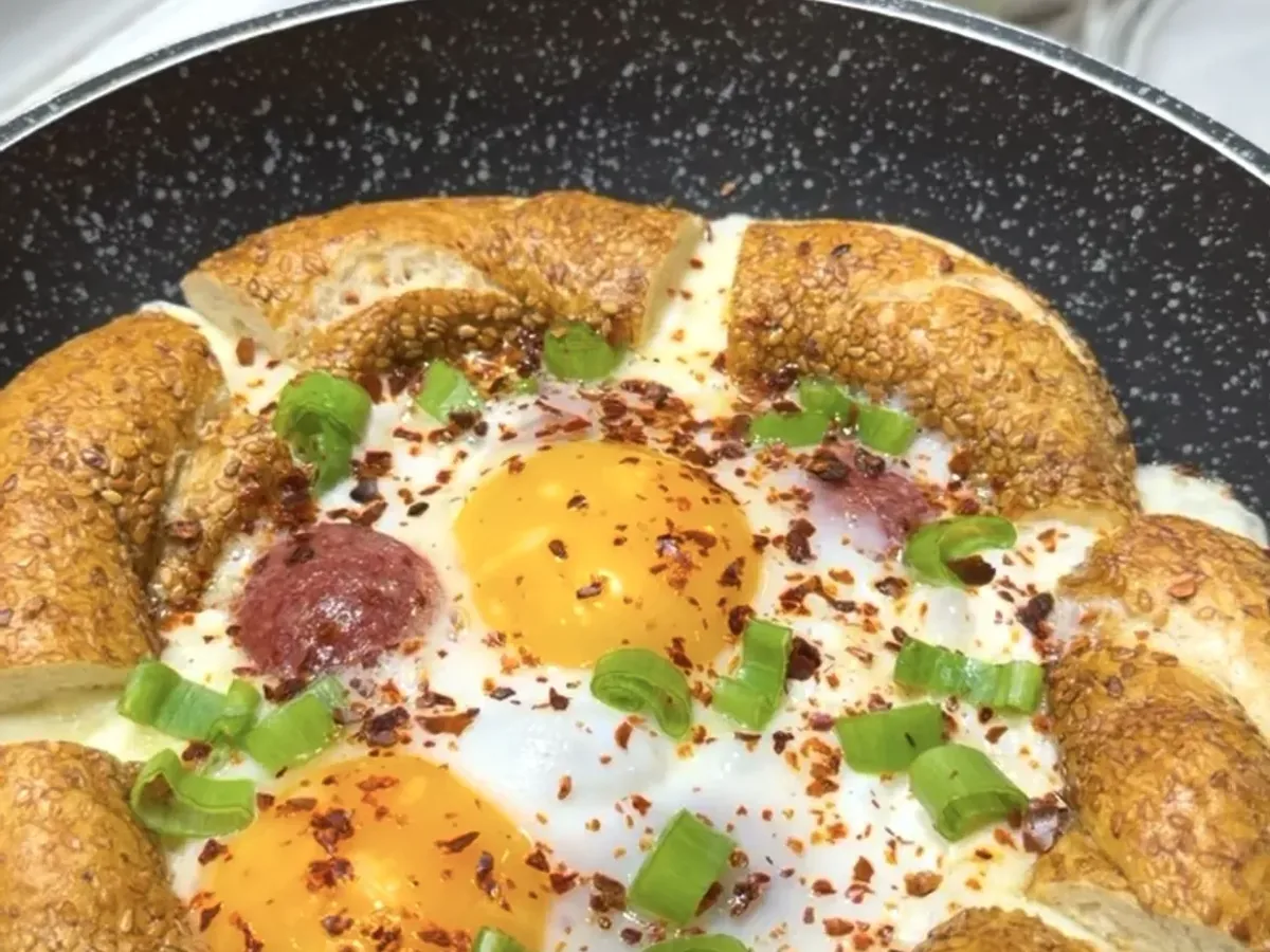 Simit with eggs breakfast recipe