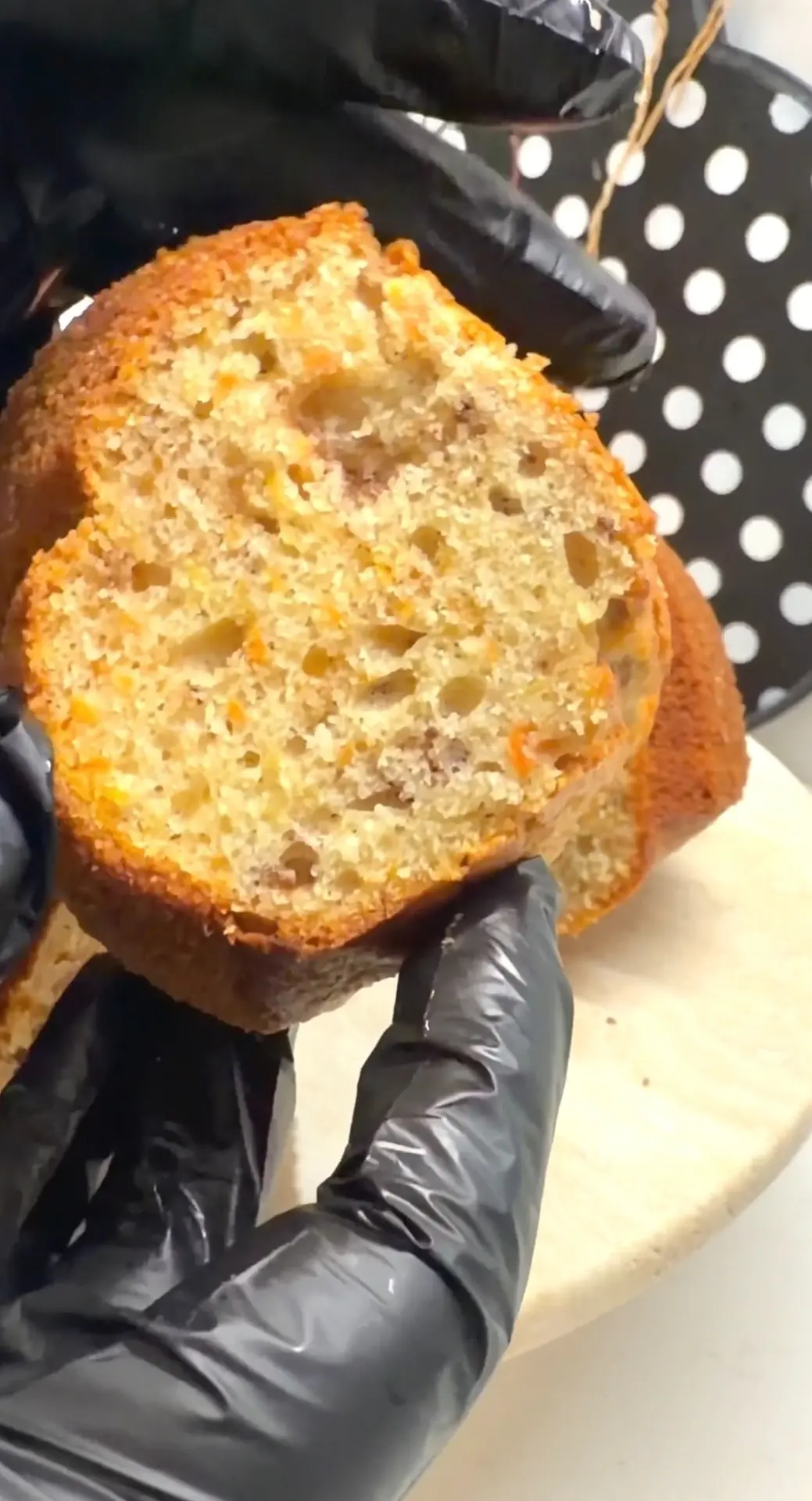 Carrot Cinnamon Walnut Cake