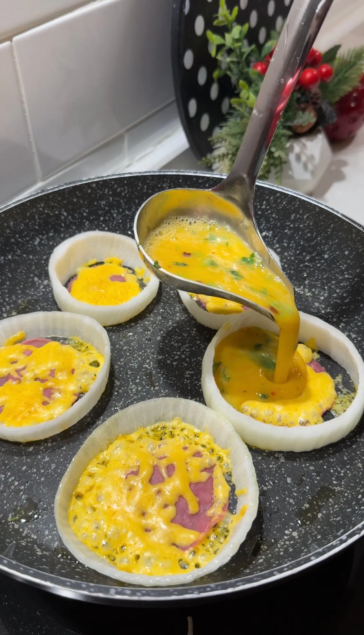 Egg in Onion Rings recipe video preview