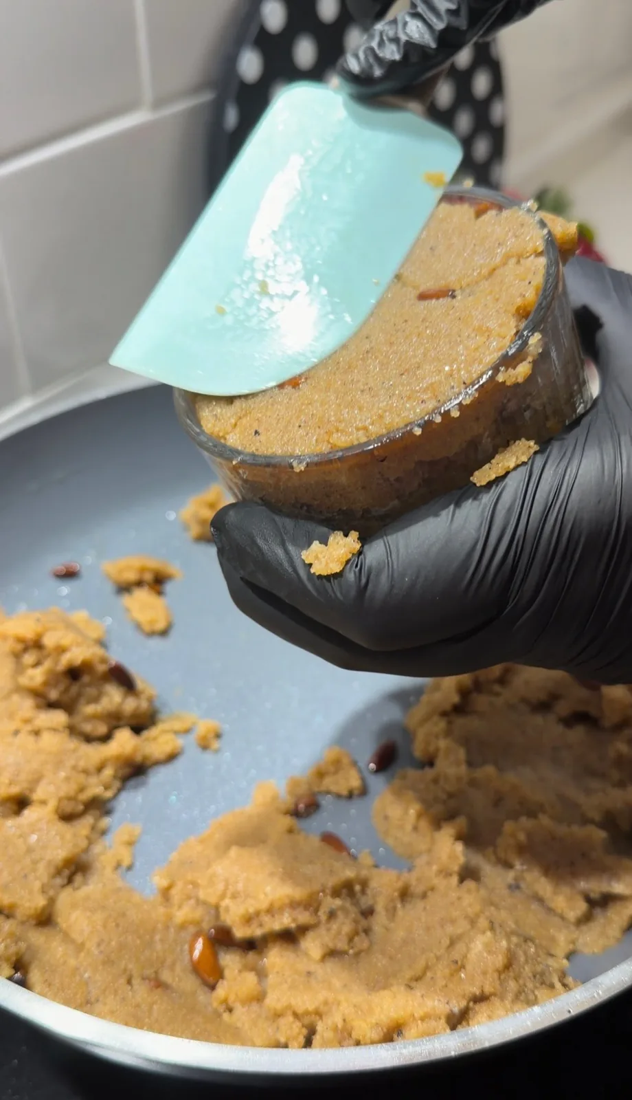 traditional Turkish semolina halva served with crushed pistachios